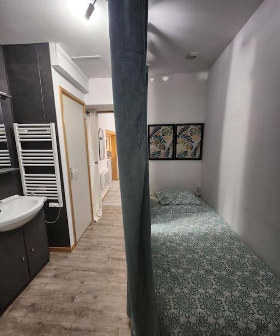 La Petite Loge De L'Ile Lejlighed Nantes Eksteriør billede